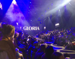 Gloria Fashion Show