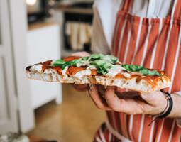 Let’s Make Pizza – Kokkauskurssi Comojärvellä...