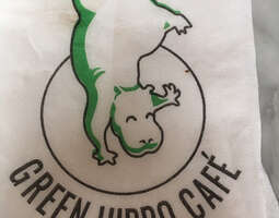 Sunnuntaibrunssilla Green Hippo Cafessa