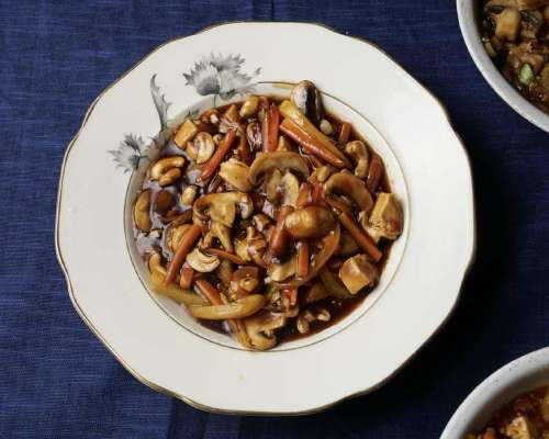 Vahva kiinalainen wokkikastike sienille / kev...
