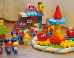 Buzzador: Testissä LEGO DUPLO My First Carousel.