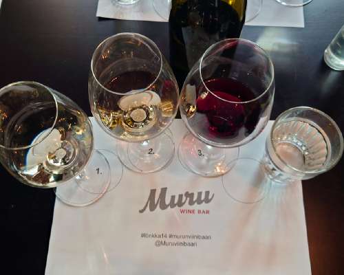 Ravintola Murun viinibaarin tasting 23.4.2022...