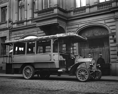 Helsinki vanhoissa kuvissa – Linja-autoliiken...