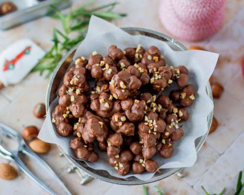 Suklaiset hasselpähkinät