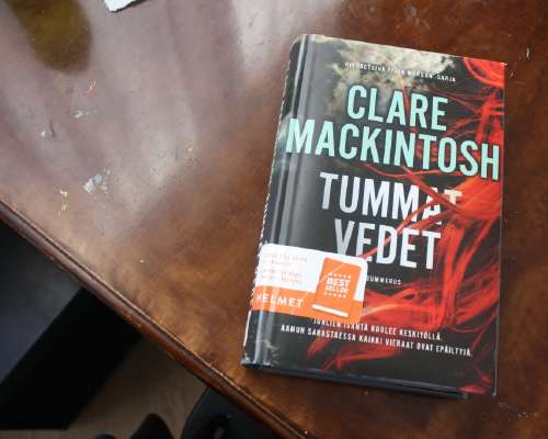 Clare MackIntosh: Tummat vedet