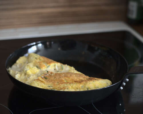 Kuohkea ranskalainen munakas – omelette souff...
