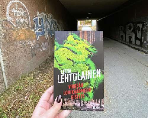 Leena Lehtolainen: Vihreän lohikäärmeen risteys