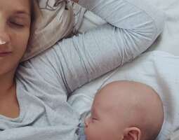 Vauvan nukkuminen – kohti eheämpiä öitä