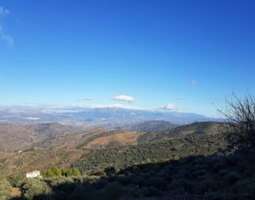 Malagan vuoren luonnonpuiston maisemat lumoavat