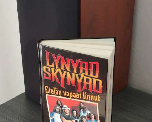 KIRJAT - Janne rönkkö: Lynyrd Skynyrd - Etelä...