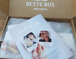 Bette Box Huhtikuu 2017