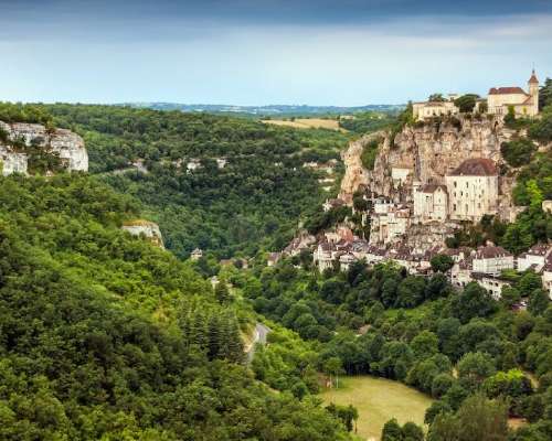 5 Charming Small Towns In France You Need On ...