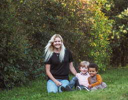 Ihanat erilaiset perheet: Linda, Luca & Sisu