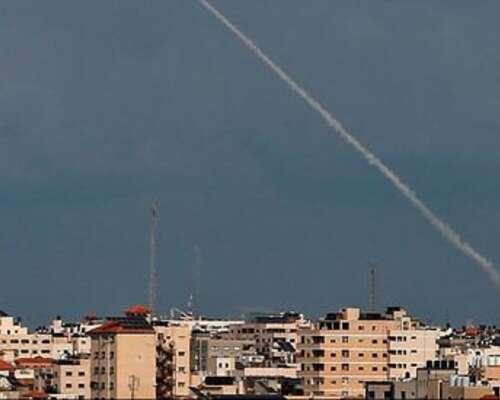 Gazasta ammuttu raketti lentää Israeliin