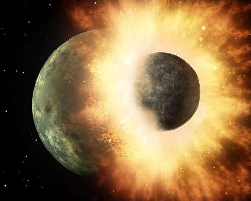 Evolutionisti: ”Kuun sisältöä voi piillä Maan...