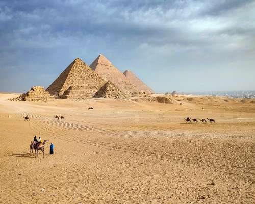 Gizan pyramidit – Matkalla muinaisen Egyptin ...