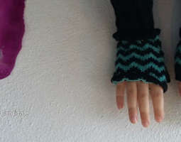 Siksak-kämmekkäät - Zigzag fingerless gloves