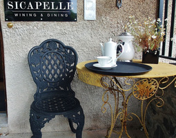 SicaPelle - wine and dining!