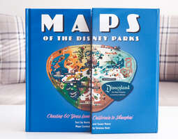 Maps of the Disney Parks -kirja