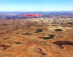 Uluru eli Ayers Rock - Australian mystinen pu...