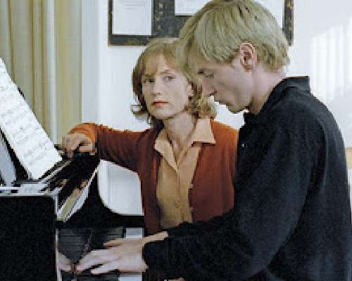 La pianiste ─ Pianonopettaja (2001)