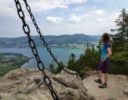 Lake Mondsee from bird’s eye view! Almkogel h...