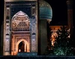 Samarkand – Keski-Aasian lumoava kaunotar