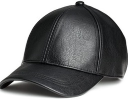 Pic of the day: Leather cap