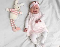 2-months old baby – smiles, monster poo and v...