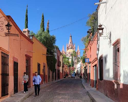 San Miguel de Allende – Meksikolainen taiteen...