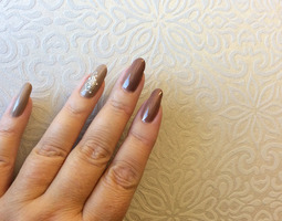 Pellavaa kaakaolla - My beige natural nails