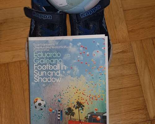 Futiskirjat: Football in Sun and Shadow, Edua...