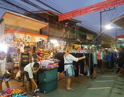 The lively Saturday night market on Koh Phangan