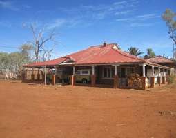 Working Holiday Australia: The Outback Madness