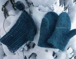Warm woollens for the outdoors, lämmintä pääl...