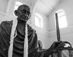 Gandhi ja koskemattomat