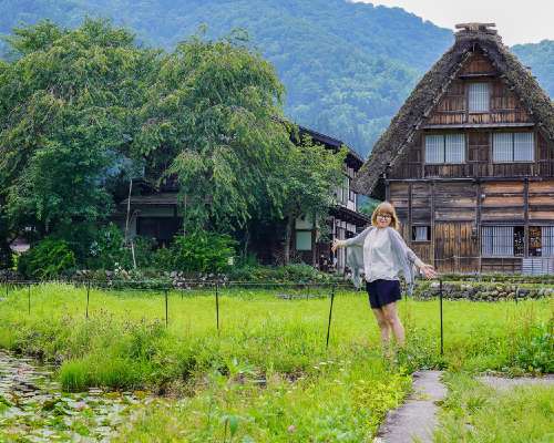 Shirakawa-go, kuvankaunis kylä Japanin alpeilla
