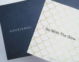 Goodiebox - Go with the Glow