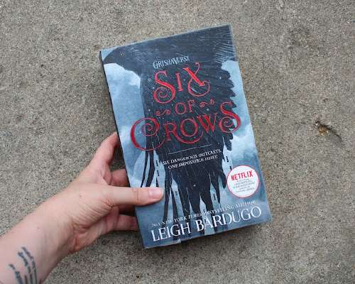 32/40: six of crows (2016)