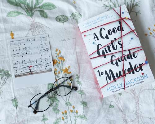 A good girl's guide to murder (2019)