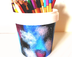 DIY Galaxy Pencil Holder / Flower Pot Recycle...
