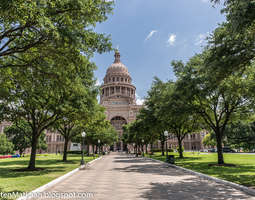 Austinin nähtävyyksiä - Texas State Capitol