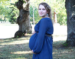 Juhla-asu raskaana + raskauskuulumiset