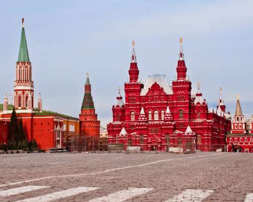 Kohta #Venäjä’n #PunainenTori on täynnä iloit...