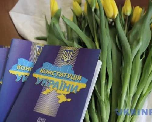 Tänään on #Ukraina’n #perustuslainpäivä