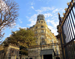 Budjettihotelli Pariisissa: Mary's Hotel Repu...