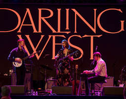 Lucinda Williams (us), Darling West (no) @ He...