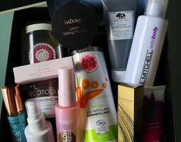 SYYSARVONTA – Voita kosmetiikkapaketti