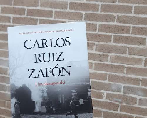 Carlos Ruiz Zafón: Usvakaupunki