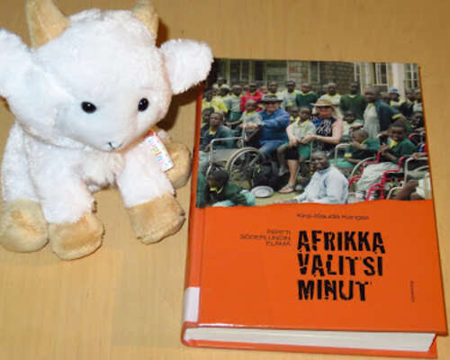 Kirsi-Klaudia Kangas: Afrikka valitsi minut -...